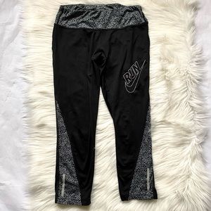Nike Black Running Capri Leggings Size Small